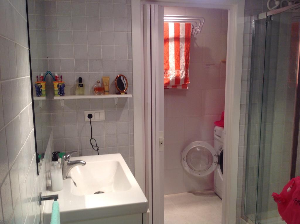 Edificio Aries Apartment Бенидорм Екстериор снимка